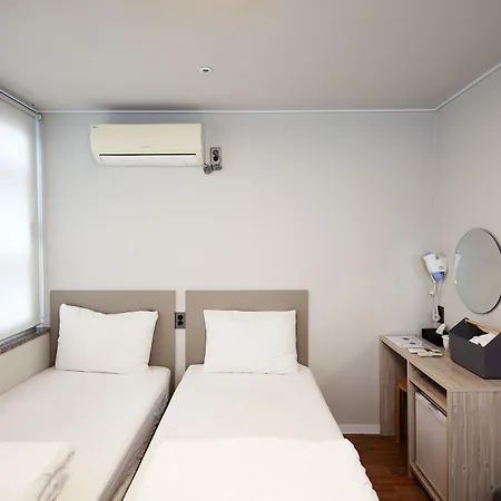 K-Grand Hostel Dongdaemun Seoul Exterior photo
